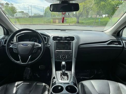 Used 2013 Ford Fusion Titanium w/ Titanium Driver Assist Pkg FWD image 11