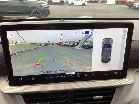 New 2026 Ford Explorer Active w/ Active Comfort Package image 17