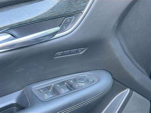 Used 2020 Cadillac XT5 Premium Luxury image 17