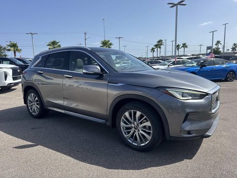 Certified 2023 INFINITI QX50 Luxe FWD image 3