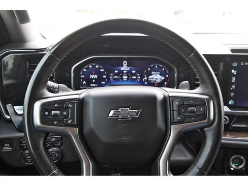 Used 2023 Chevrolet Silverado 1500 RST w/ Z71 Off-Road Package AWD/4WD image 13