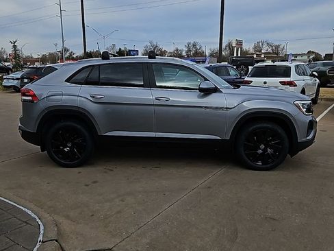 New 2026 Volkswagen Atlas Cross Sport SE AWD/4WD image 4