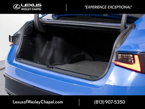 Used 2022 Lexus IS 350 F Sport RWD image 19