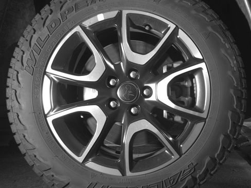 Used 2025 Jeep Compass Trailhawk AWD/4WD image 13
