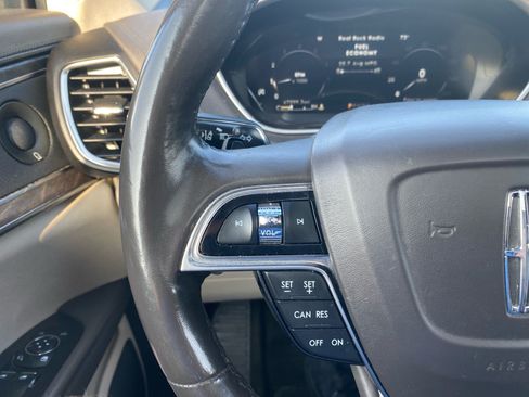 Used 2019 Lincoln Nautilus Reserve AWD/4WD image 25