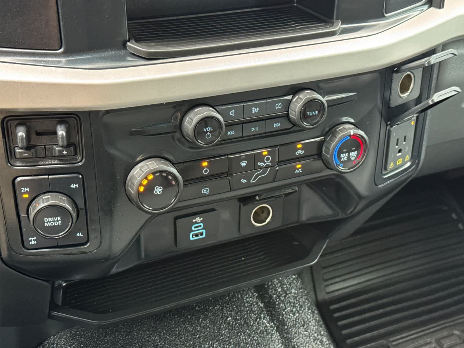 Certified 2023 Ford F350 XLT w/ FX4 Off-Road Package AWD/4WD image 18