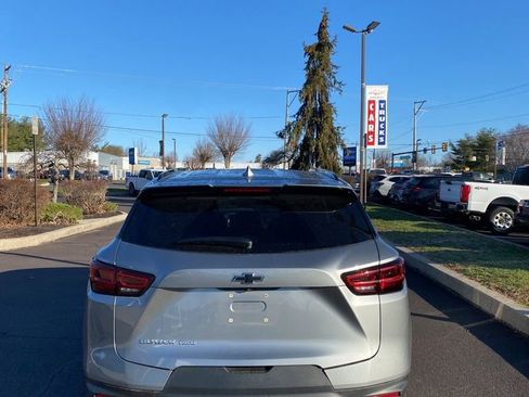 Used 2023 Chevrolet Blazer LT image 5