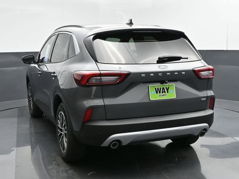 New 2024 Ford Escape SE image 4