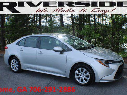 Certified 2025 Toyota Corolla LE FWD image 1