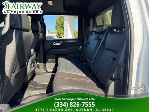 Used 2025 Chevrolet Silverado 3500 High Country w/ High Country Premium Package AWD/4WD image 11