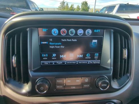 Used 2018 Chevrolet Colorado Z71 AWD/4WD image 17