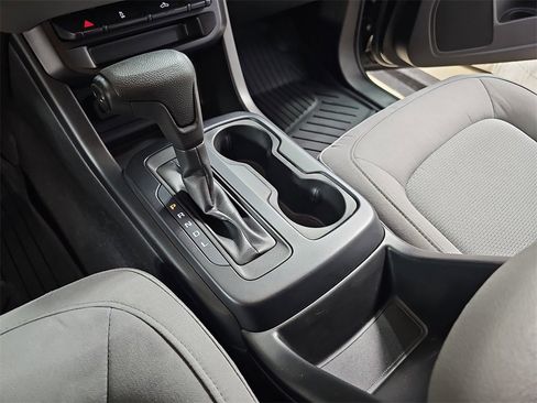 Certified 2020 Chevrolet Colorado W/T w/ WT Convenience Package image 28