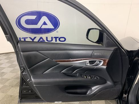 Used 2015 INFINITI Q70 3.7 image 13