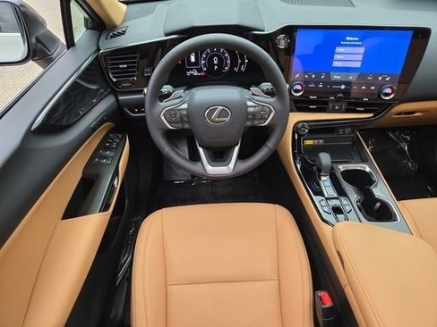 Used 2026 Lexus NX 350 AWD w/ Accessory Package (2T) image 4