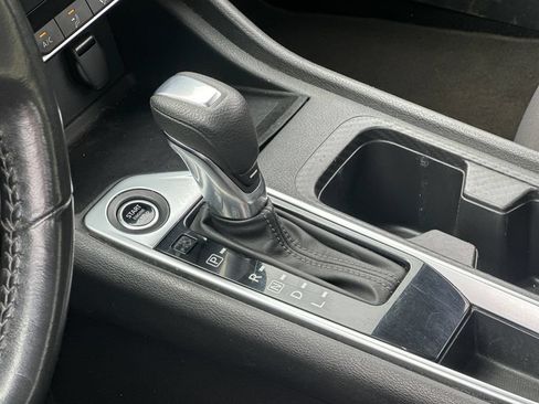 Used 2022 Nissan Sentra SV w/ Trunk Package FWD image 19