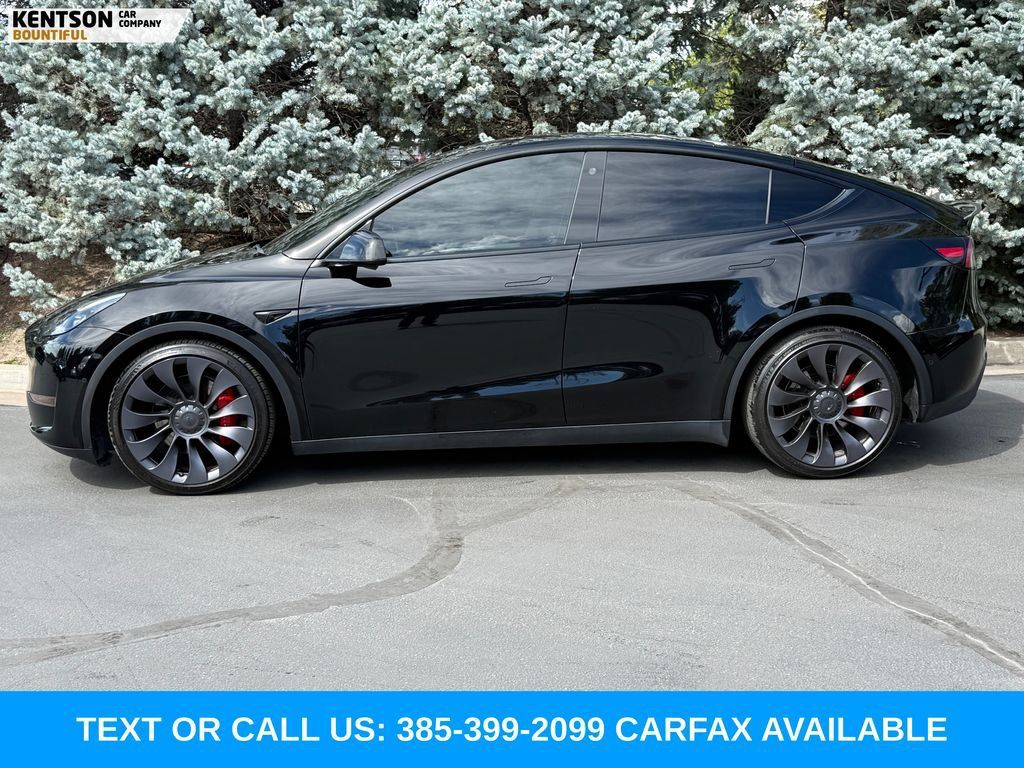 Used 2022 Tesla Model Y Performance AWD/4WD image 4
