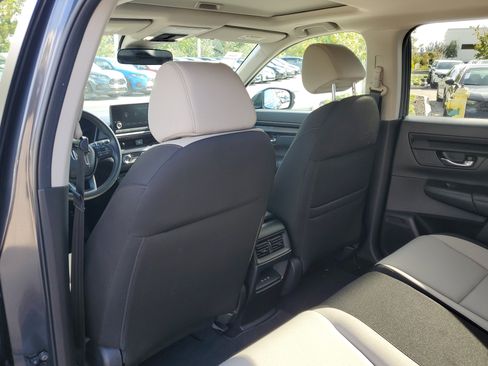 Certified 2025 Honda CR-V EX image 17