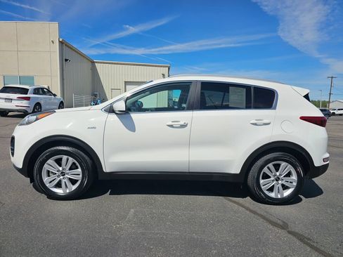 Used 2017 Kia Sportage LX w/ LX Popular Package AWD/4WD image 3