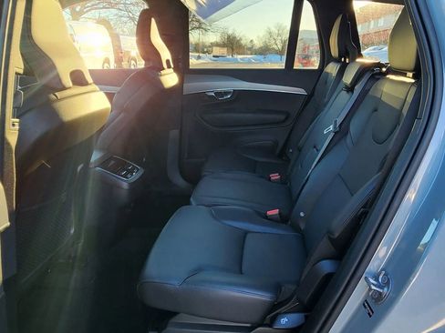 Used 2025 Volvo XC90 B5 Core image 21