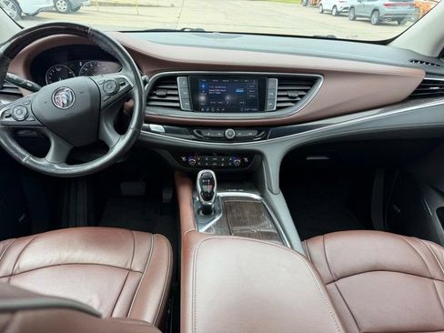 Used 2021 Buick Enclave Avenir w/ Avenir Technology Package AWD/4WD image 12