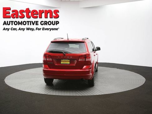 Used 2017 Dodge Journey SE w/ Flexible Seating Group image 38