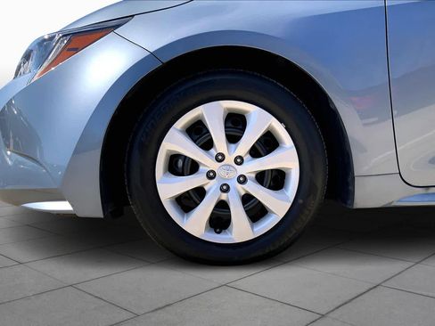 Used 2024 Toyota Corolla LE image 11