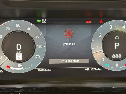 Used 2025 Land Rover Range Rover Evoque S AWD/4WD image 17