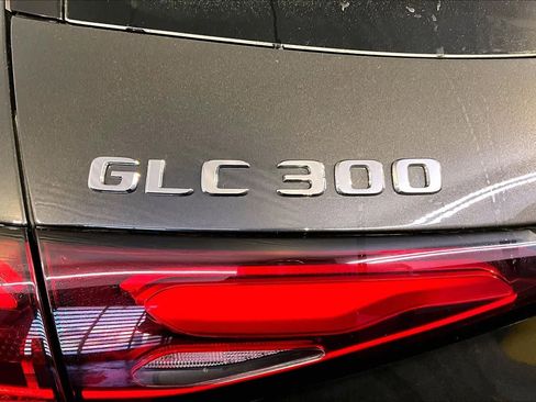 New 2026 Mercedes-Benz GLC 300 4MATIC image 6