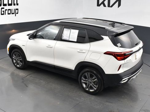 Used 2021 Kia Seltos S image 19
