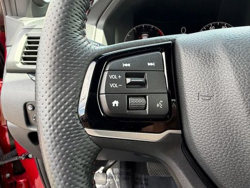 Used 2025 Honda Ridgeline Black Edition image 19