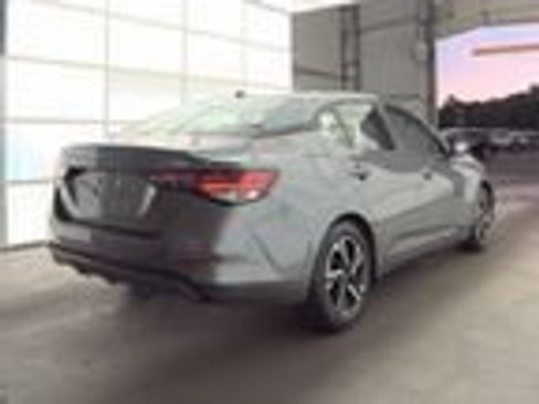 Used 2024 Nissan Sentra SV FWD image 2
