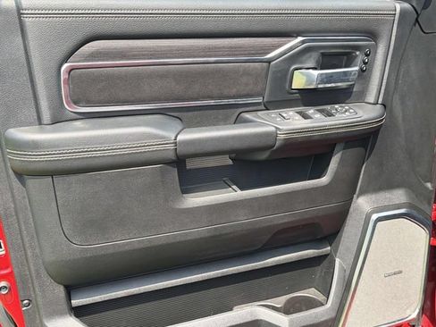 New 2026 RAM 2500 Laramie AWD/4WD image 21