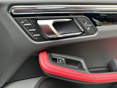 New 2026 Porsche Macan S AWD/4WD image 19