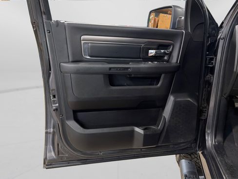 Used 2022 RAM 1500 Warlock AWD/4WD image 15