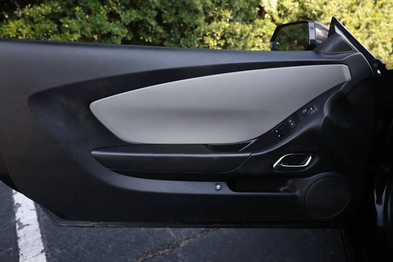 Used 2013 Chevrolet Camaro LS RWD image 22