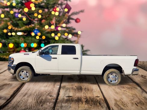 New 2026 RAM 2500 Tradesman w/ Chrome Appearance Group image 3