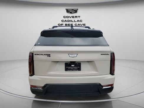 New 2026 Cadillac Escalade IQ Sport 1 w/ LPO, ONYX Package image 8