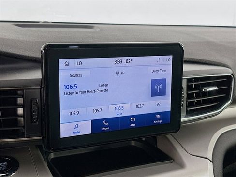 Used 2024 Ford Explorer XLT w/ Equipment Group 202A image 14