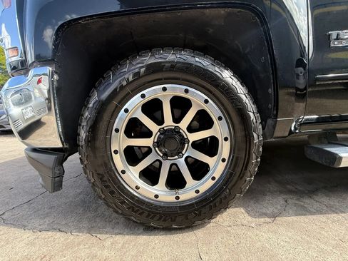 Used 2017 Chevrolet Silverado 1500 LT w/ Texas Edition RWD image 23