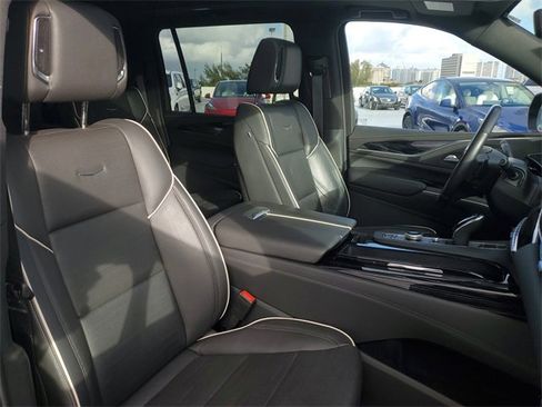 Used 2023 Cadillac Escalade ESV Sport w/ Touring Package image 22