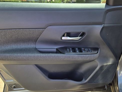 New 2026 Nissan Kicks SV w/ Charging Package FWD image 17
