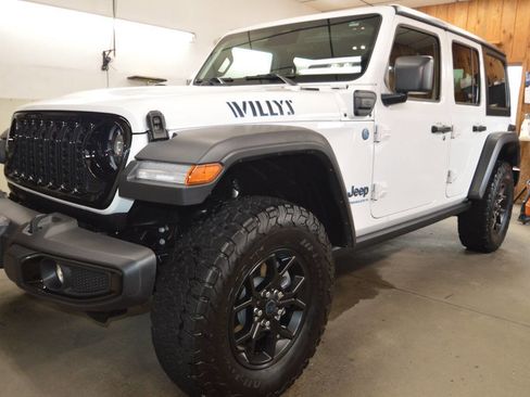 Used 2025 Jeep Wrangler Unlimited Sport S 4xe image 26