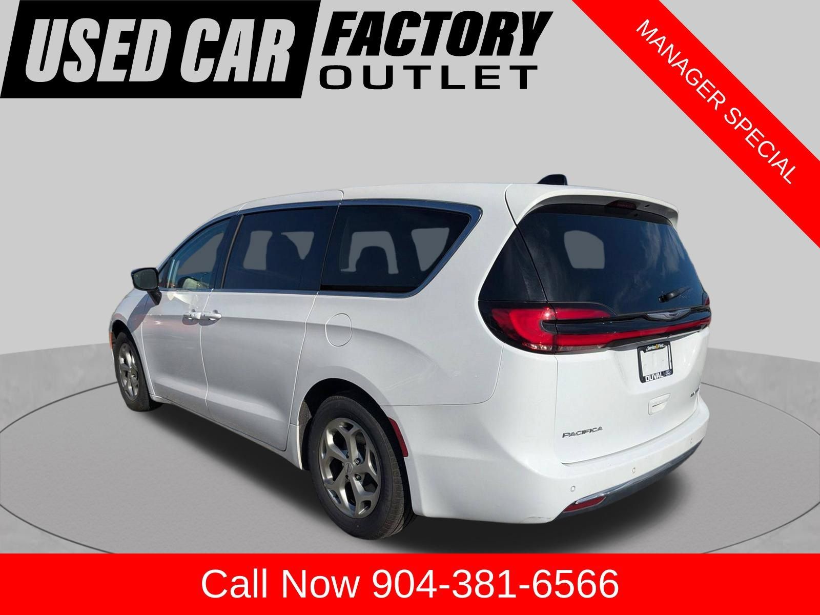 Used 2024 Chrysler Pacifica Limited FWD image 6
