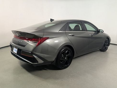 Certified 2026 Hyundai Elantra SEL Sport Premium FWD image 8