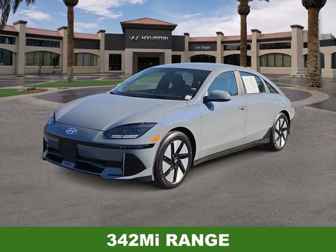Certified 2025 Hyundai Ioniq 6 SE RWD image 4