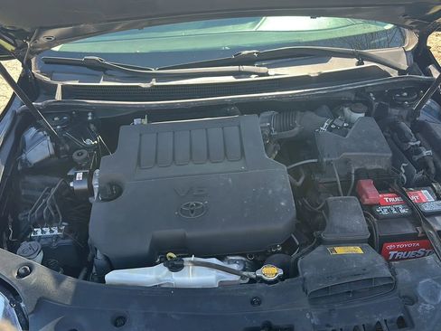 Used 2013 Toyota Avalon XLE Premium image 10