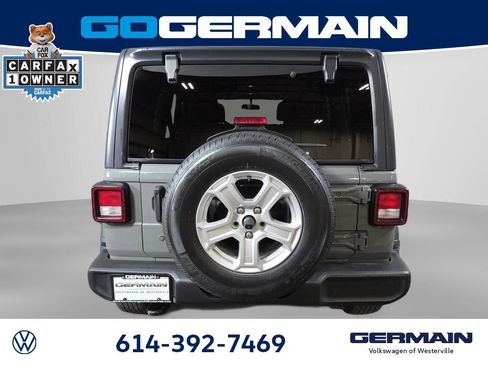 Used 2018 Jeep Wrangler Unlimited Sport S AWD/4WD image 10