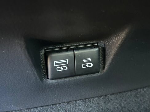Used 2026 Toyota Camry SE w/ Multimedia Upgrade Package AWD/4WD image 22