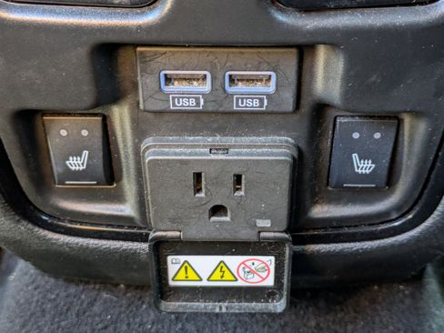 Used 2023 Dodge Durango GT image 17