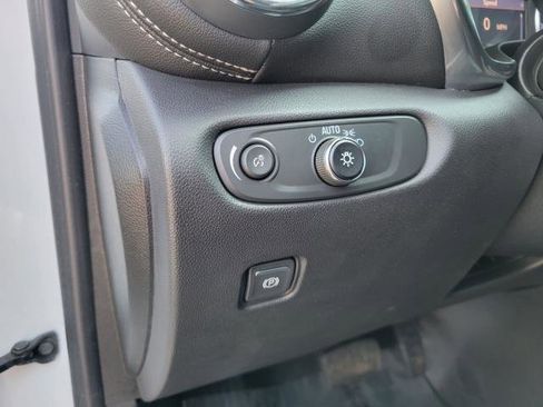 Used 2023 Chevrolet Blazer LT w/ Driver Confidence Package image 20